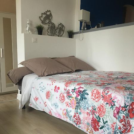 Ferienwohnung Le Montrealais Exterior foto